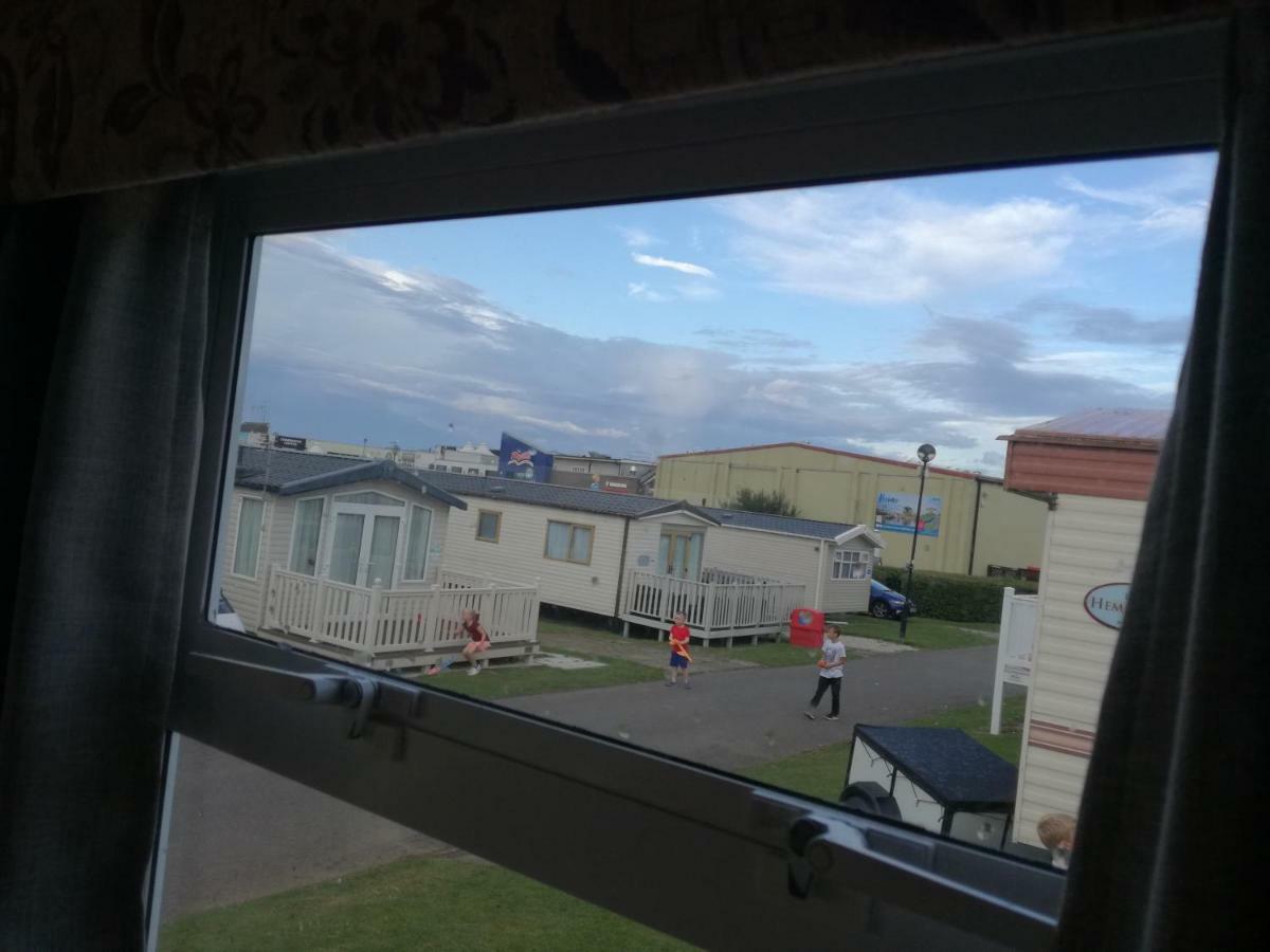 Happy Days Caravan Primrose Valley Filey Zewnętrze zdjęcie